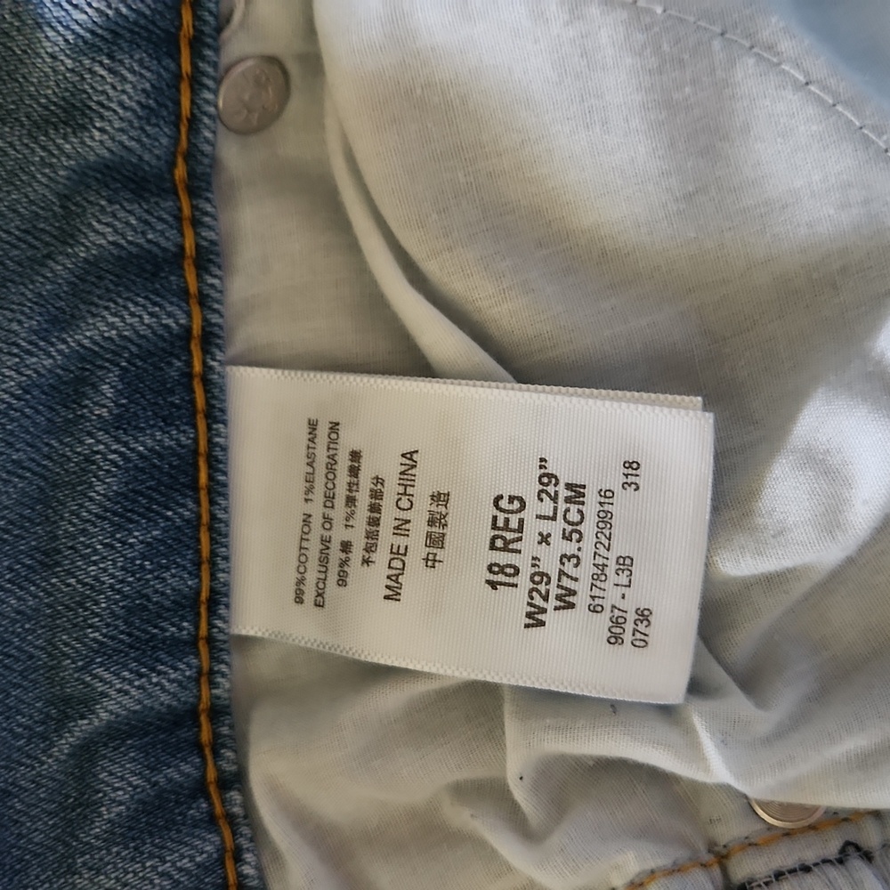 Jeans - Picture 3 of 5